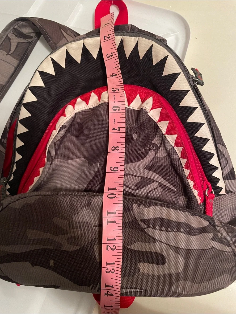 GAP Gray Camo Shark-Teeth Backpack with Red Trim